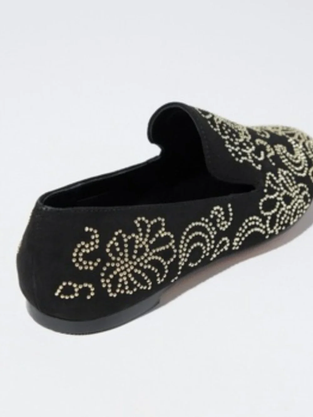 Chicos NWOT Embillished Black Loafers With Gold Beading size 6.5.